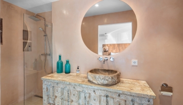 Resa Estates Paco for sale te koop finca paddel Ibiza bathroom sink.jpg